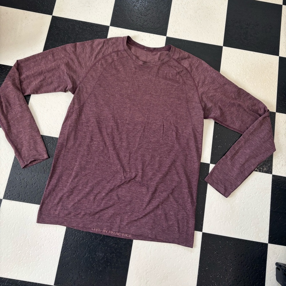 Lululemon live in practice longsleeve top